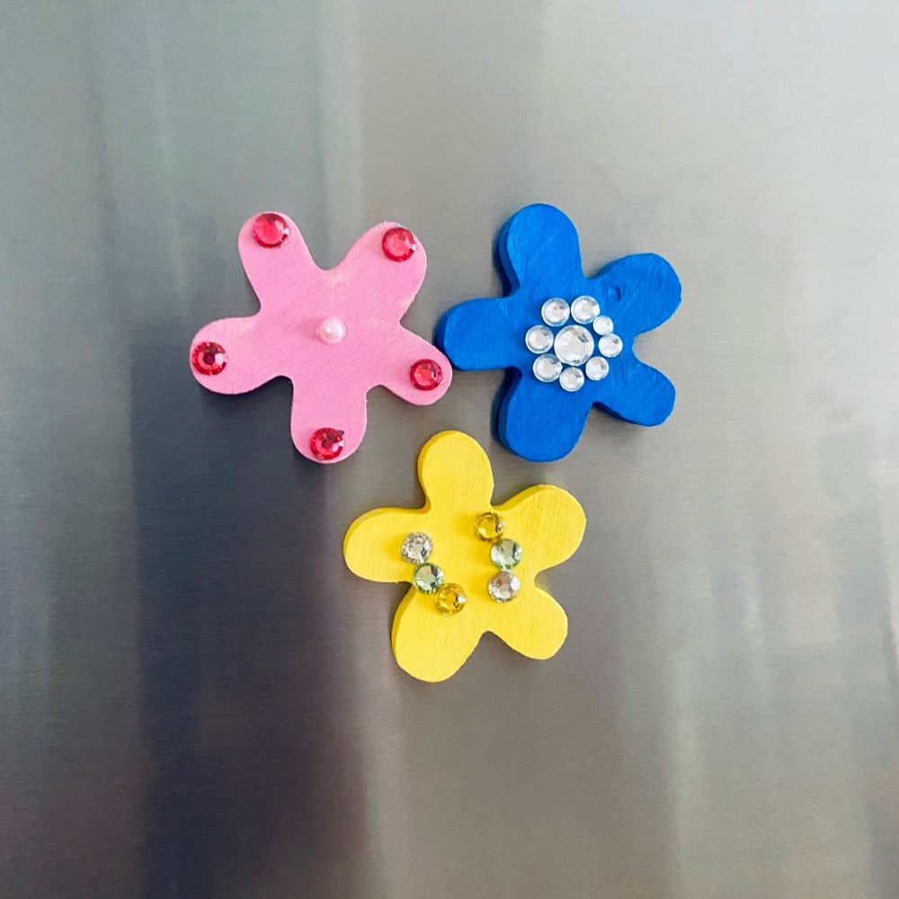 3 Piece Set Flower Magnet Collection - Picture 2 of 2